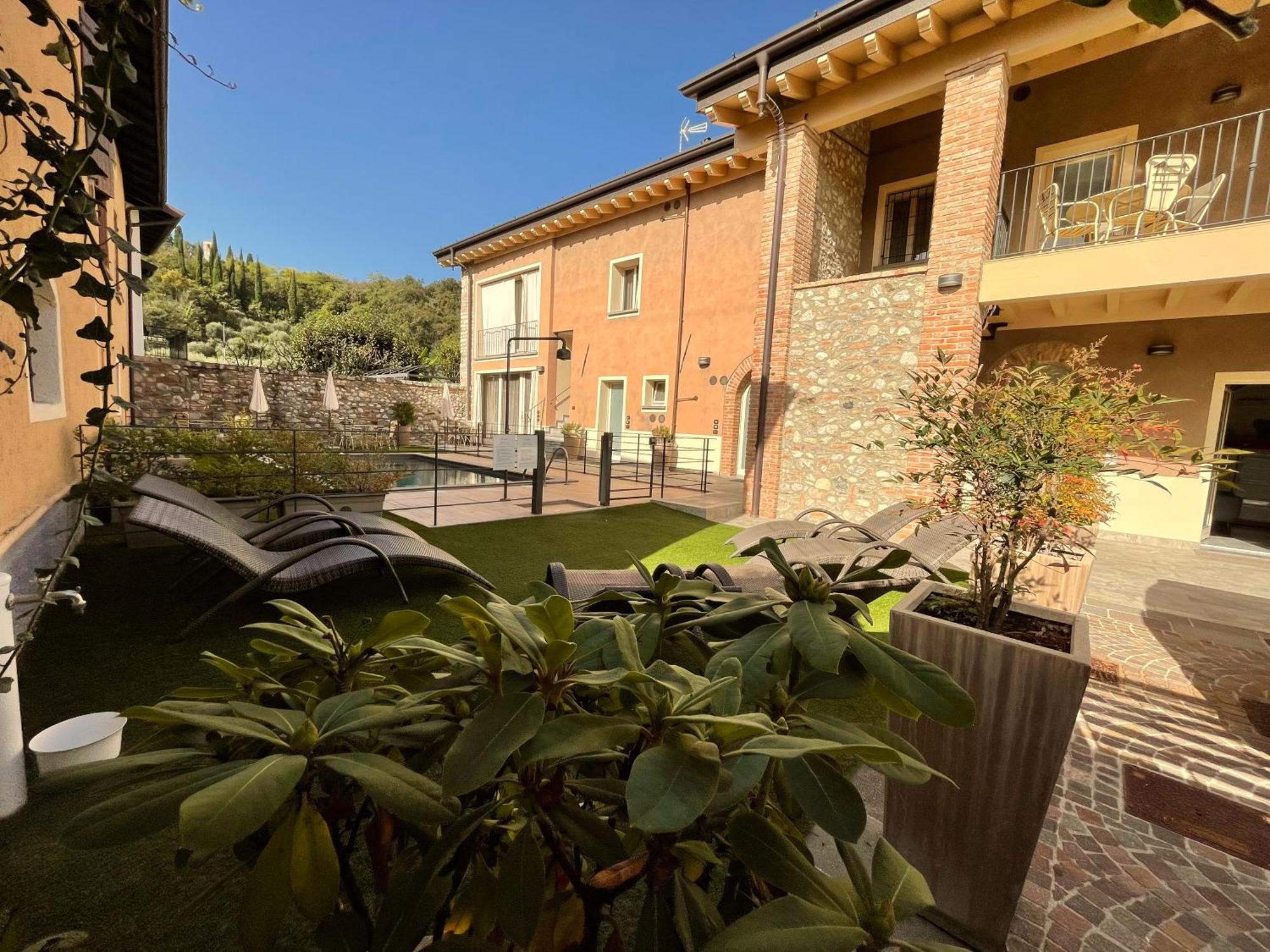 Villa Fontanelle Gardapartments Polpenazze del Garda Exterior foto